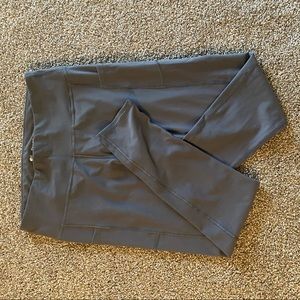 Gray Leggings with pockets